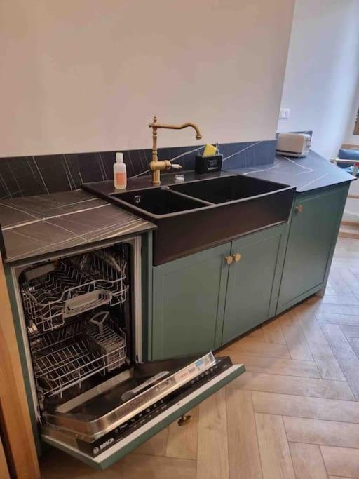 Appartement Au Coeur De La Ville كورتي المظهر الخارجي الصورة